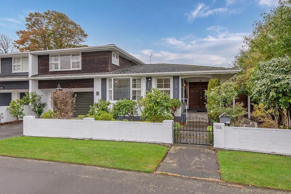 Holiday home Little Garden Home Christchurch